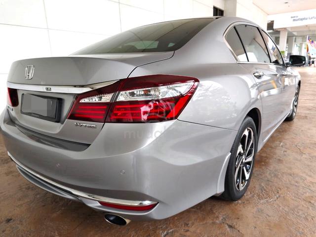 2017 Honda ACCORD 2.0 VTi FACELIFT (A) - 3