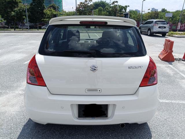 2010 Suzuki SWIFT 1.5 PREMIER (A) - 5