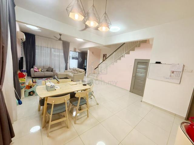 Diamond City Endlot Full Loan Renovated 22x70 Eco Majestic Semenyih 4
