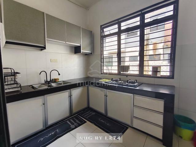 Bandar Puteri Klang Double Storey House Partially Furnished For Rent 1