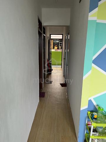 Bilik Single & Bilik Medium Desa Mentari PJ 1