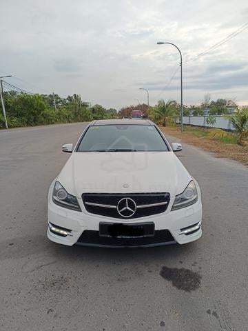 Mercedes Benz AMG Sport C180 - 1