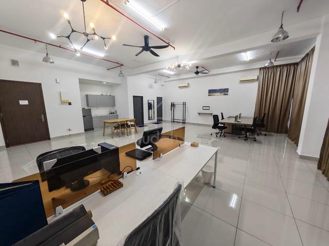 Austin 18 Office Partially Furnished 950sqft 1