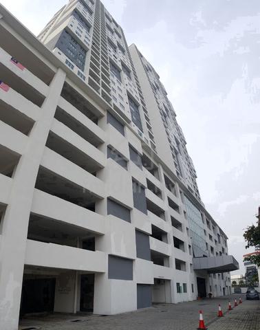 Pinang Laguna 1