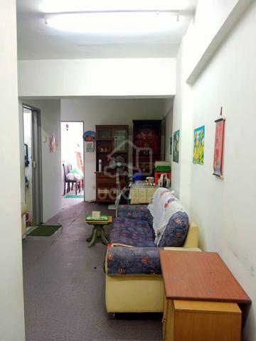 Puncak Erskine 1