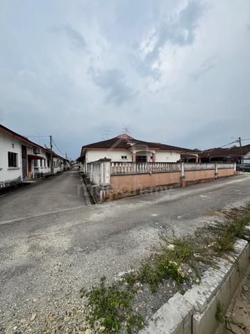 Lokasi Bagus🌟 Mewah dengan Kemudahan Awam di Parit Raja 1
