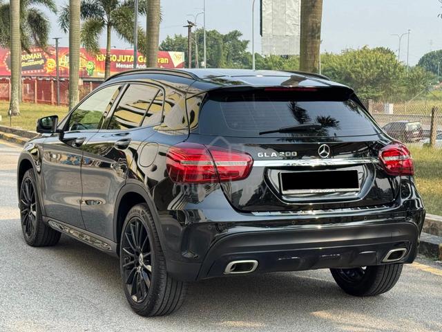 2018 Mercedes Benz GLA200 1.6 FL NIGHT EDITION SUV - 3