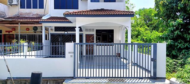 Rumah Sewa di Taman Sri Intan (Sebelah Petron Taman Ria) 1