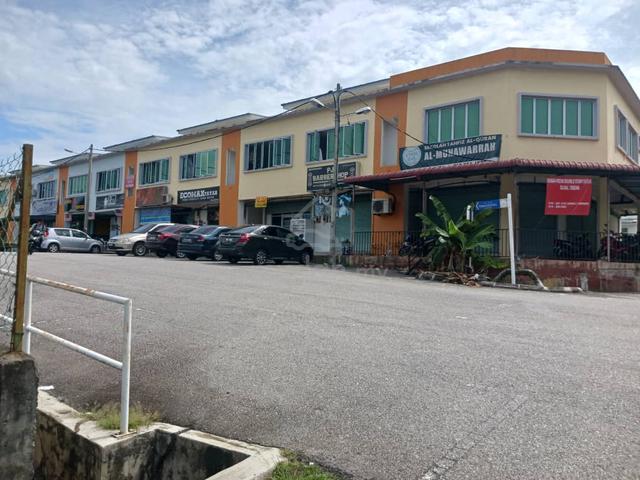Sebelah Politeknik Kedai Rumah Taman Behrang Bitara 18x55sf + 4Bilik 1