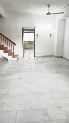 2 Storey Terrace @ Taman Dahlia Raja Uda Butterworth 1