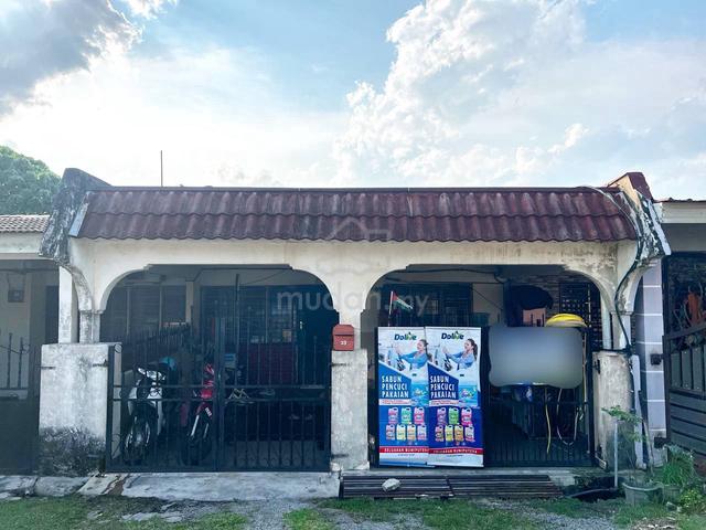 [Near Masjid] Teres @ Bukit Bendera 1