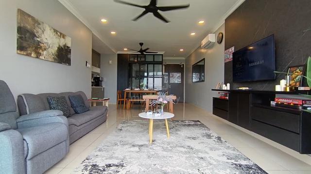 D'Lagoon Luxury Development By The Lake 1