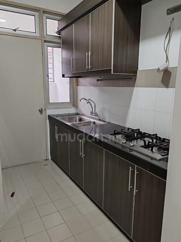 Setia indah11 autogate Partily furnished excellent impian 4 table top 1