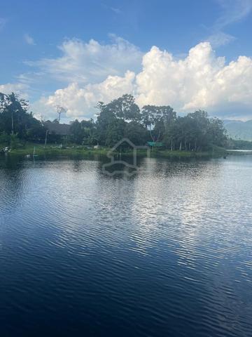 Tanah Tepi Tasik Cantik 1