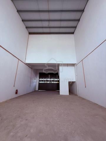 1.5 Storey Terrace Factory Valdor 1