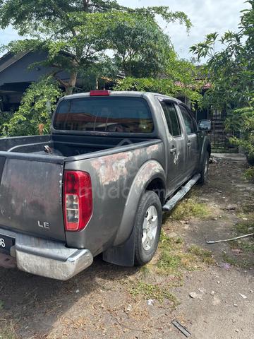 2011 Nissan NAVARA 2.5 LE (A) - 4