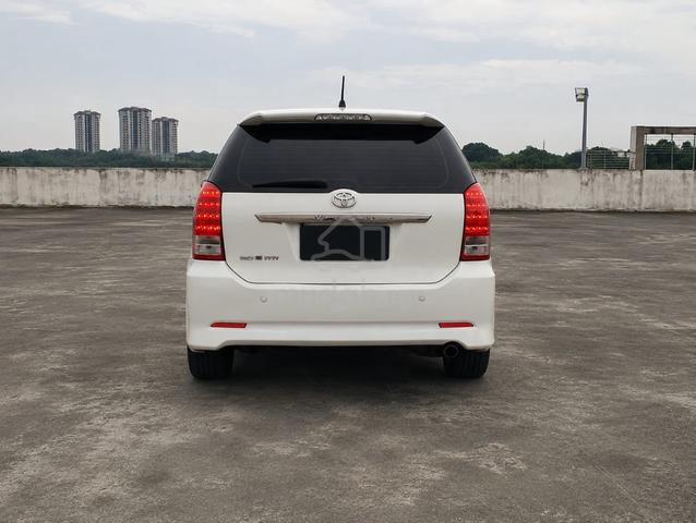 (2006) Toyota WISH 2.0 G FACELIFT MPV 7 seater (A) - 4