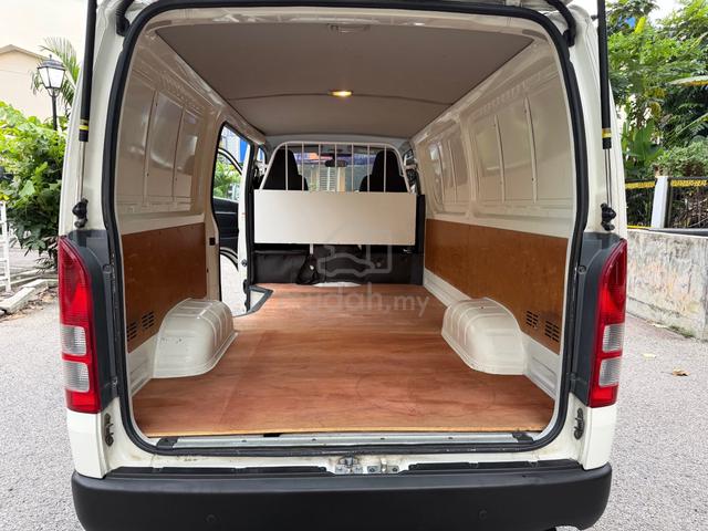 2019 Toyota HIACE 2.5 ENHANCED (M) - 5