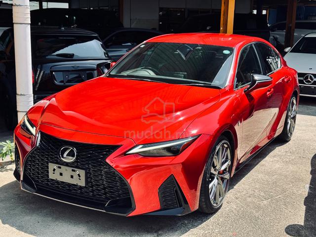 2021 Lexus IS300 2.0 F-SPORT (A) Red interior - 1
