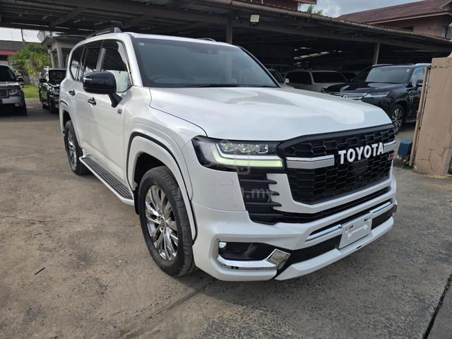 2023 Toyota Land Cruiser 300 GR-Sport 3.5 Petrol - 2