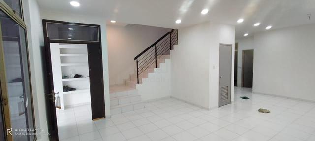 Setia Indah@ Jalan Indah 10/Double Storey Endlot House 1