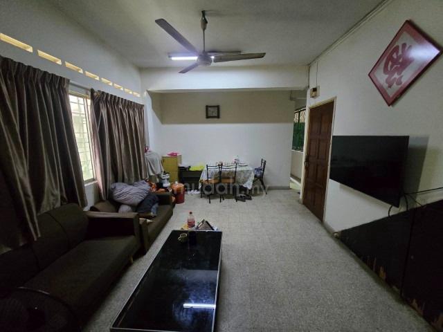 Tong Yik Mansion 1