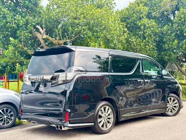 ON THE ROAD 2017 Toyota VELLFIRE 2.5 Z GOLDEN EYES - 3