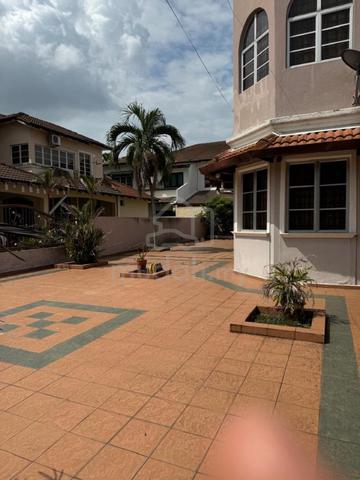 Renovated | Extended SemiD 2-Storey @ Tmn Tasik Utama A Keroh Melaka 1