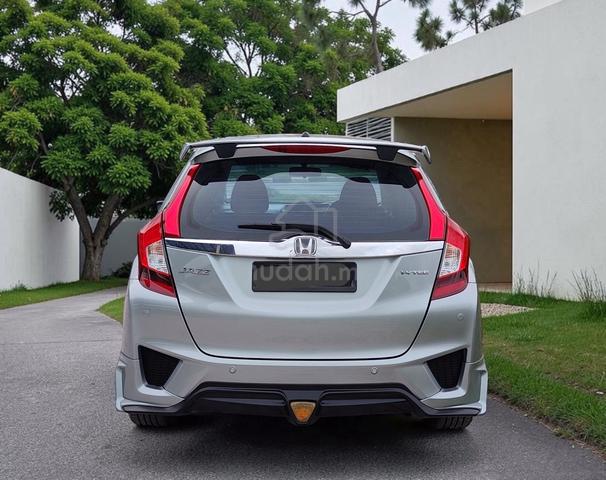 2016 Honda JAZZ 1.5 E FACELIFT (A)HIGH LOAN - 4