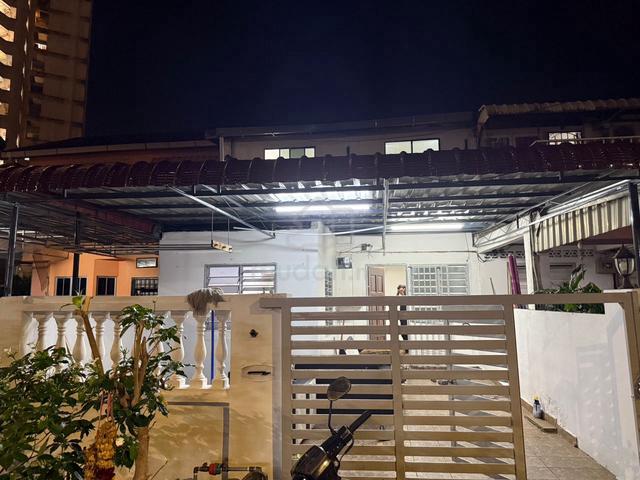 Rumah untuk disewa di Taman Lipsin,penang 1