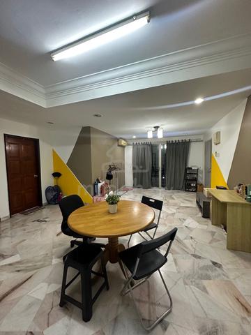 Master Room 1