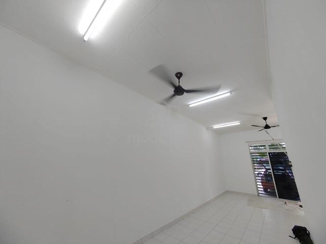 Jalan Tiong Bandar Putra @ Kulai Single Storey Terrace House For Rent 1