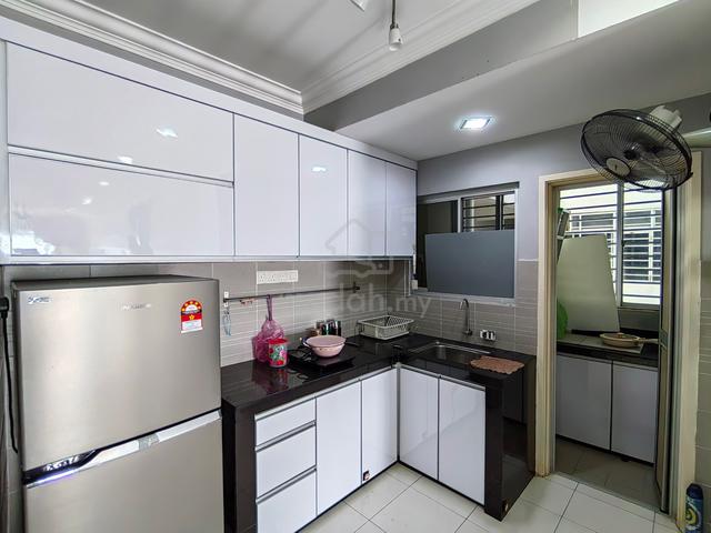 Symphony Heights (Simfoni Heights) 1
