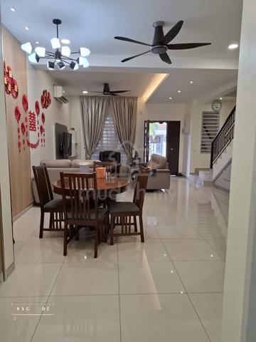 Good Condition Renovated Double Storey House Sale@ Rimbayu Ijm Livia 1