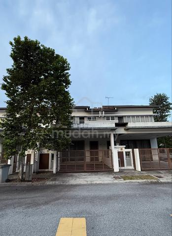 Dua Tingkat Taman Ainsdale, Seremban 1