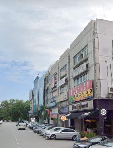 3.5 storey shop Bandar Puchong jaya 2