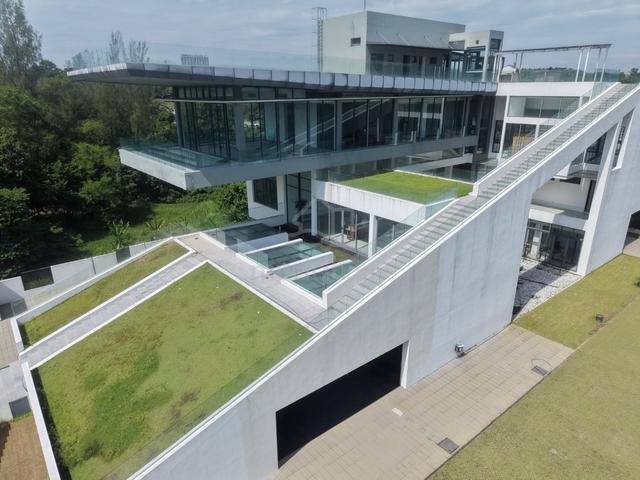 3 Storey Luxury Modern Mansion Bungalow @ Country Heights Kajang 1