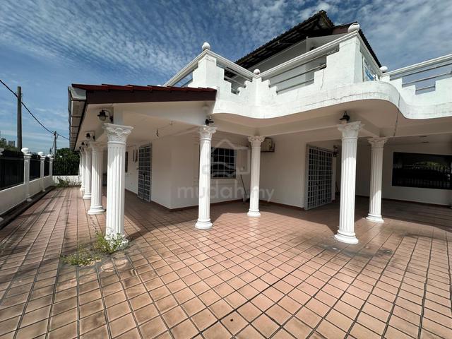 2 Storey Corner House 1
