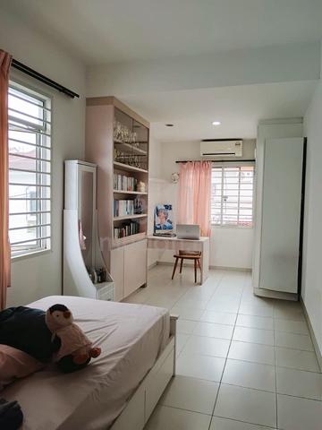Setia Indah Double Storey Terrace House Full Furnish For Sale 1