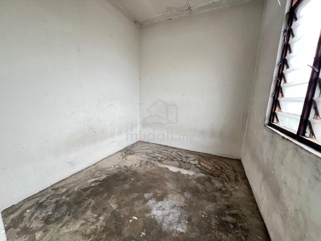Double Storey Low cost /Taman sri jaya 5