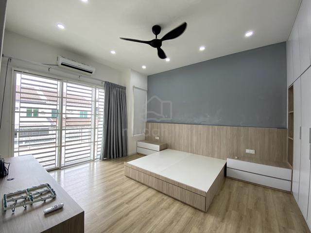 Villa Raintree Double Storey Terrace Renovated For Sale 5