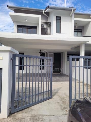 2 Storey Terrace Endlot Aspira Lake Homes Gelang Patah Near Tuas 1