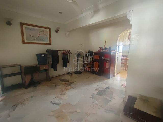 Taman Bukit Idaman 2-storey house 1
