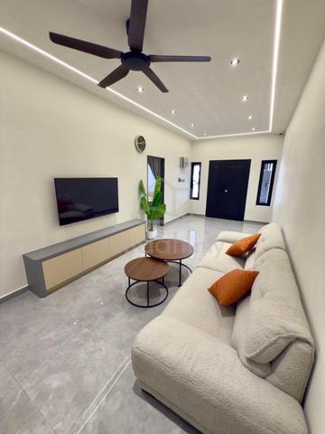 Jalanq Pendekar 19 Taman Ungku Tun Aminah 1sty for sale 1