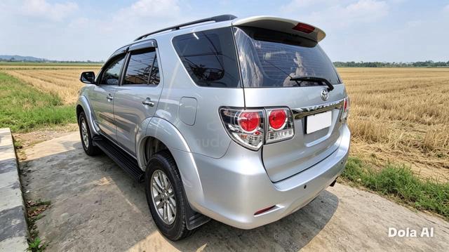 2013 Toyota FORTUNER 2.7 V (A) petrol - 4