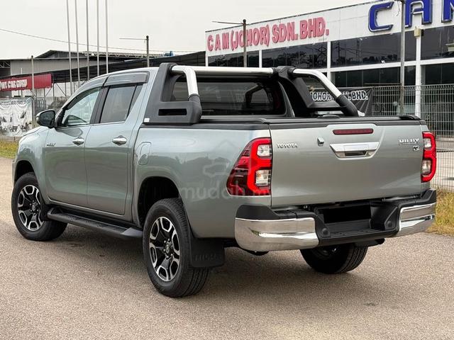 2021 Toyota HILUX 2.4 V (A) *3 YRS WARRANTY* - 2