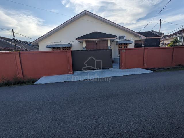 [CORNER LOT]Rumah Teres Setingkat di Taman Semarak, Bkt. Tunggal, TRG 1