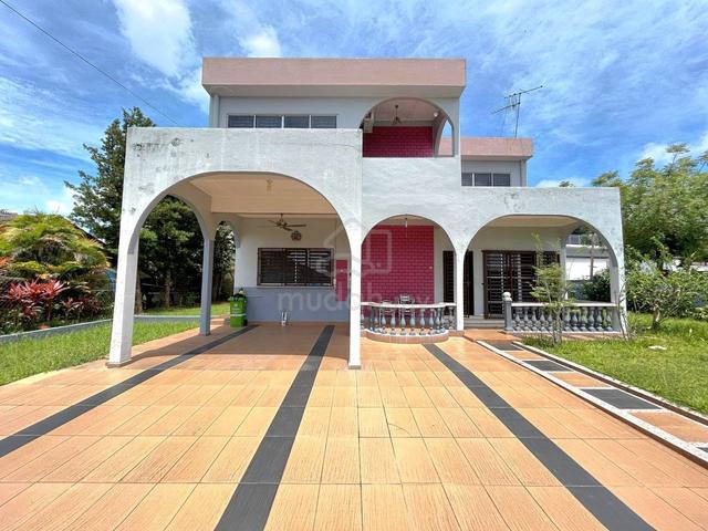 [DALAM BANDAR & CORNER LOT] Banglo 2tingkat Taman Bahagia, Temerloh 1