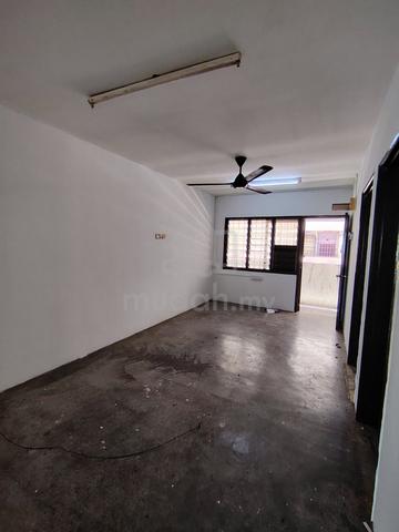 Anggerik Apartment @ Seri Kembangan 1