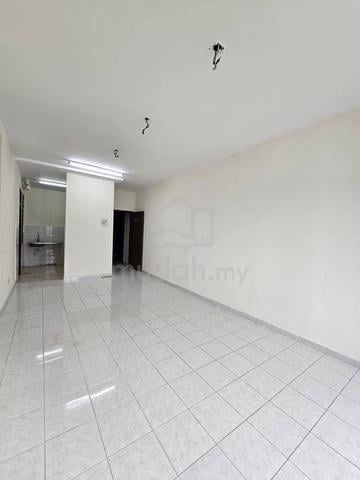 Idaman Senibong Apartment 1
